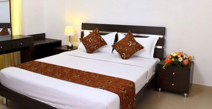 Summit Suites